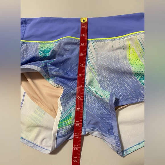 NWOT Lululemon Speed Up Low Rise Lined Shorts - Picture 15 of 16